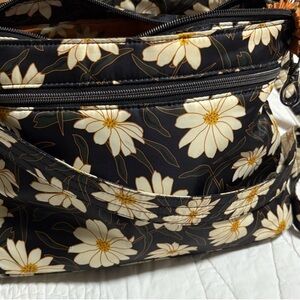 Lug Black and Cream Daisy Crossbody Bag